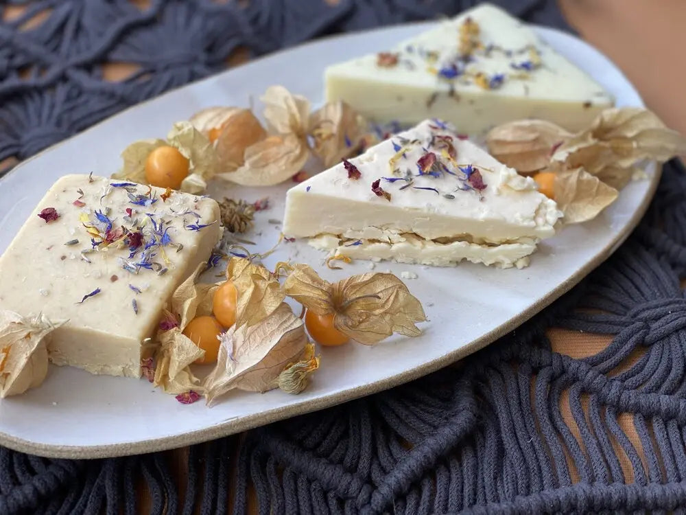 Flower Petal Salt Farmhouse Lab