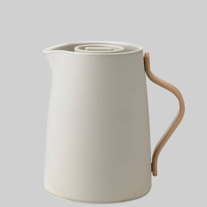 Emma vacuum jug with tea brewer - 1 L - soft sand Studio Nordhaven