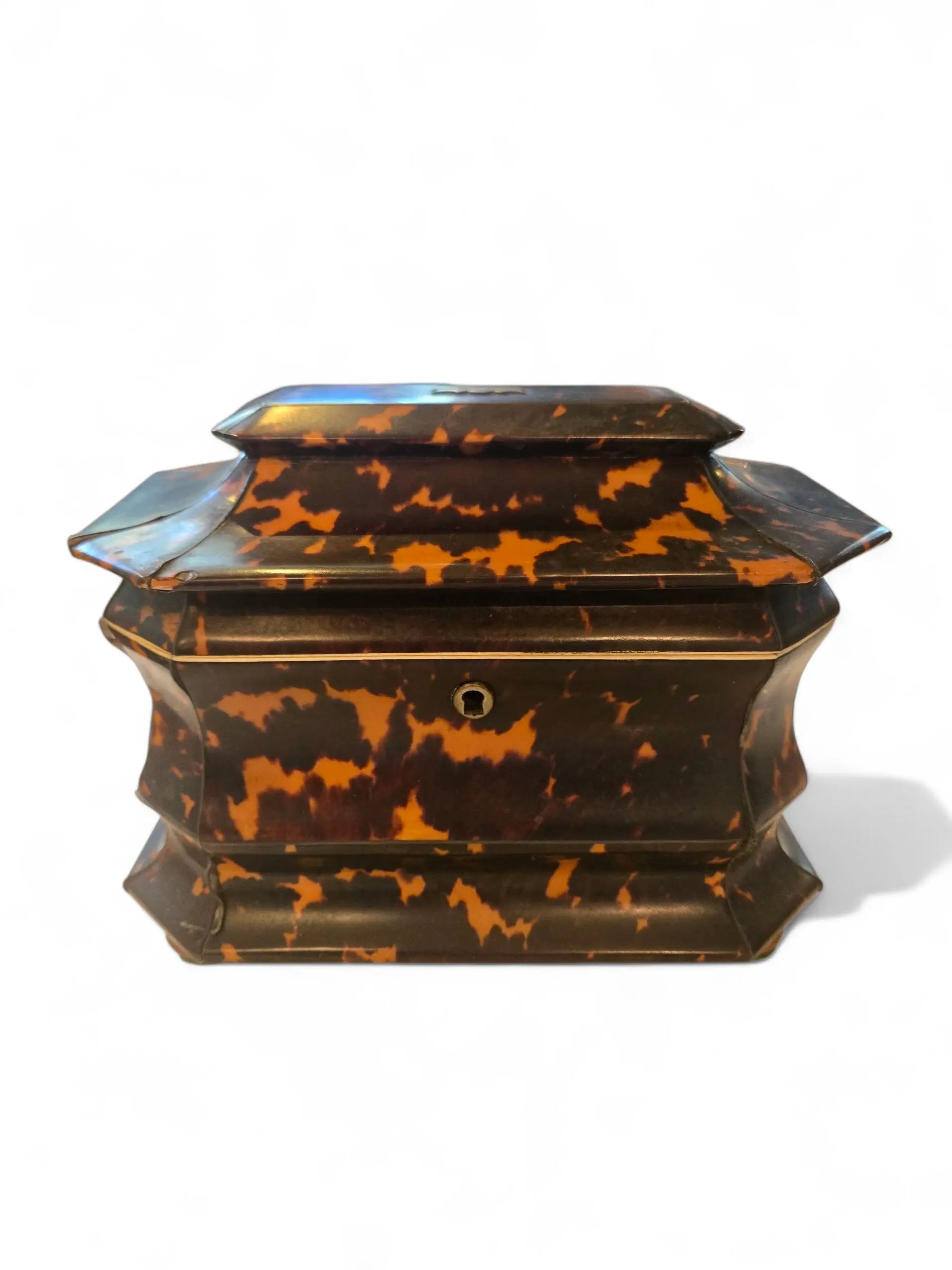 Pagoda tea caddy 19th C. Home Crush