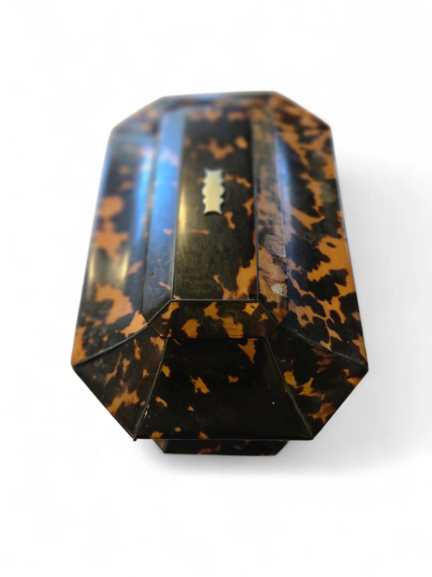 Pagoda tea caddy 19th C. Home Crush