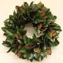 The Classic 30-inch Southern Fresh Magnolia Wreath Lucknow Southern and Company