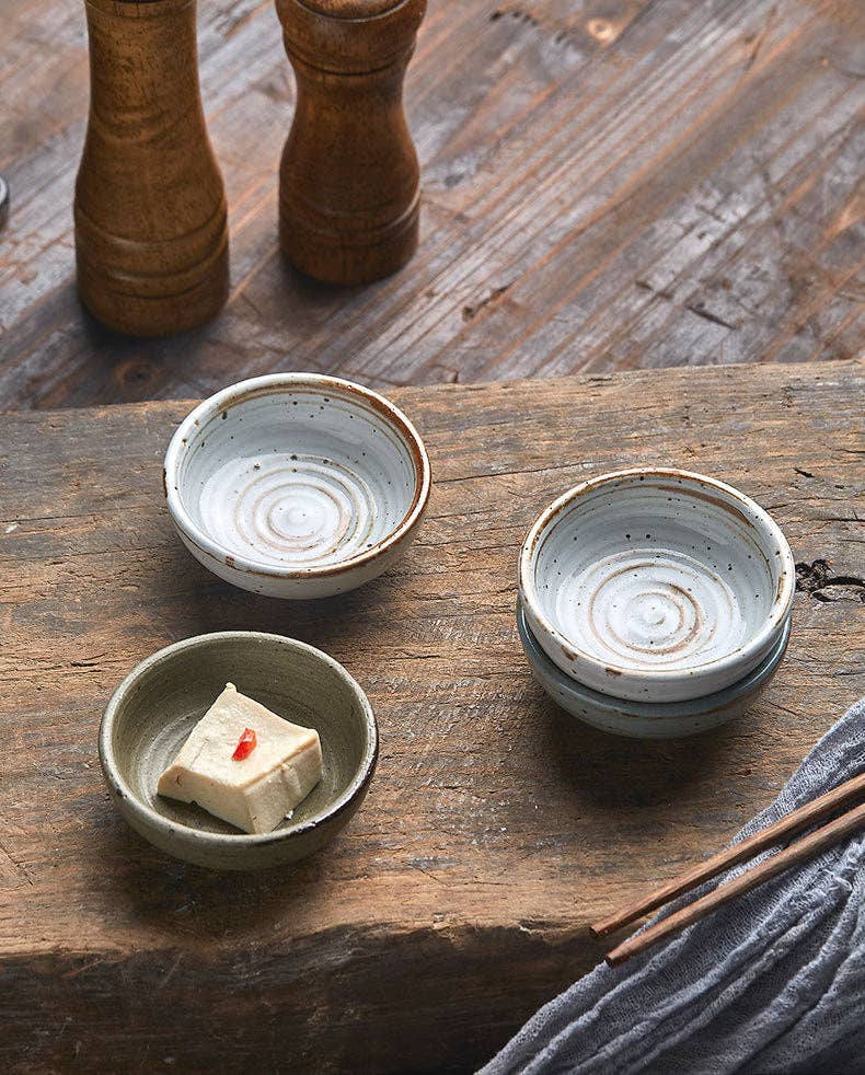 Gohobi Handmade Japanese Style Small Dish Sauce Plate Gohobi （We cover U.S. import duties）