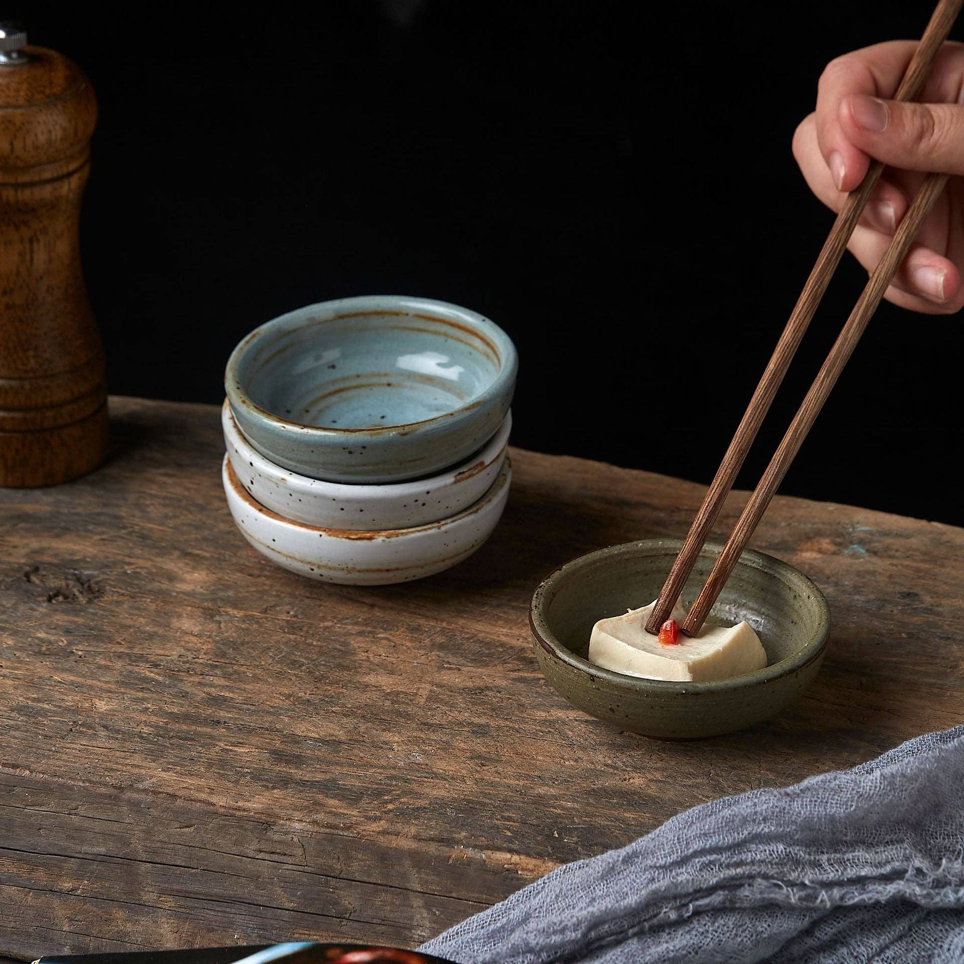 Gohobi Handmade Japanese Style Small Dish Sauce Plate Gohobi （We cover U.S. import duties）